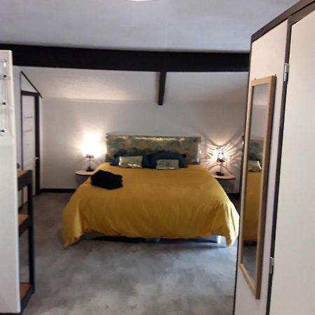 La Chambre D'A Cote Doulezon Екстериор снимка